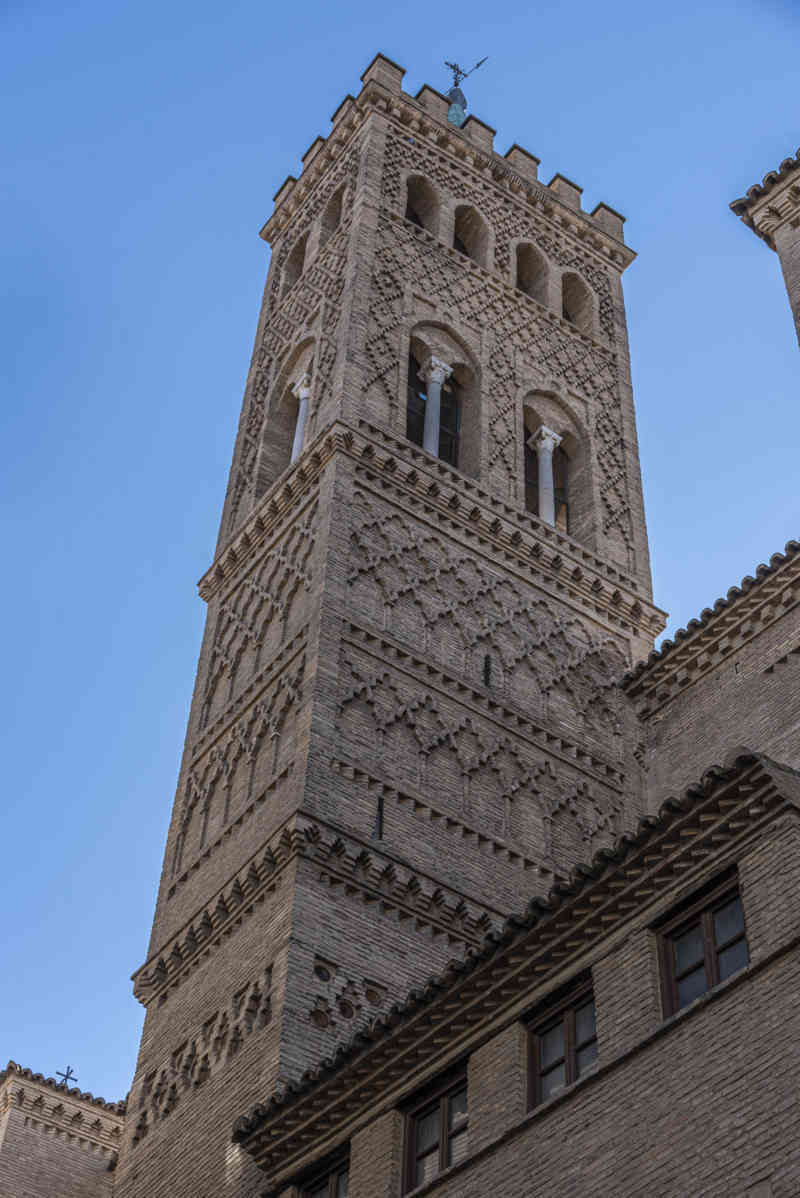Zaragoza 110 - iglesia de San Gil.jpg